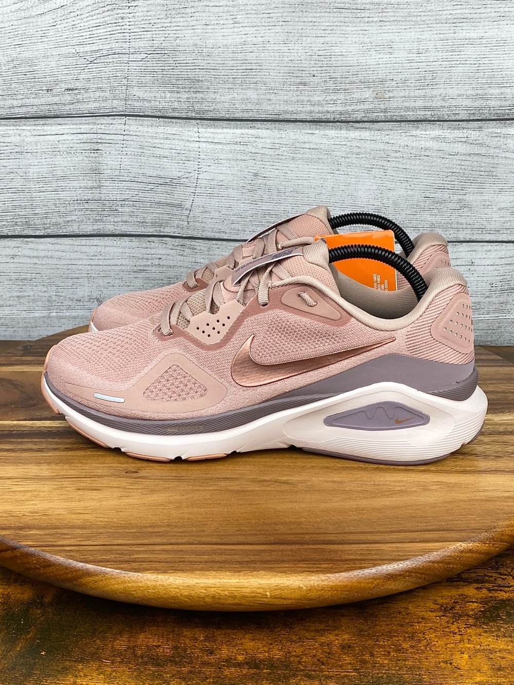 NEW Nike Structure 26 Pink Rose Gold Road Running Shoe HJ1101-600 Womens Size 10
